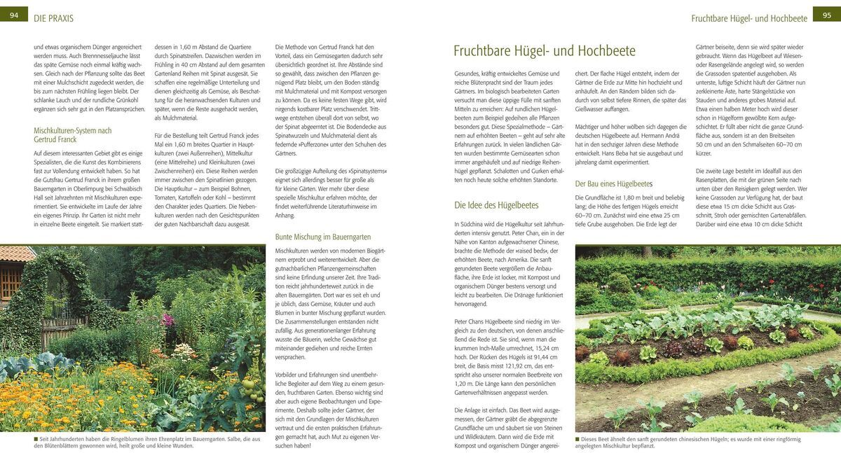 Doppelseite eines Gartenbuchs mit Text über fruchtbare Hügel- und Hochbeete, illustriert mit Fotos von üppigen Gärten und Gemüsebeeten.