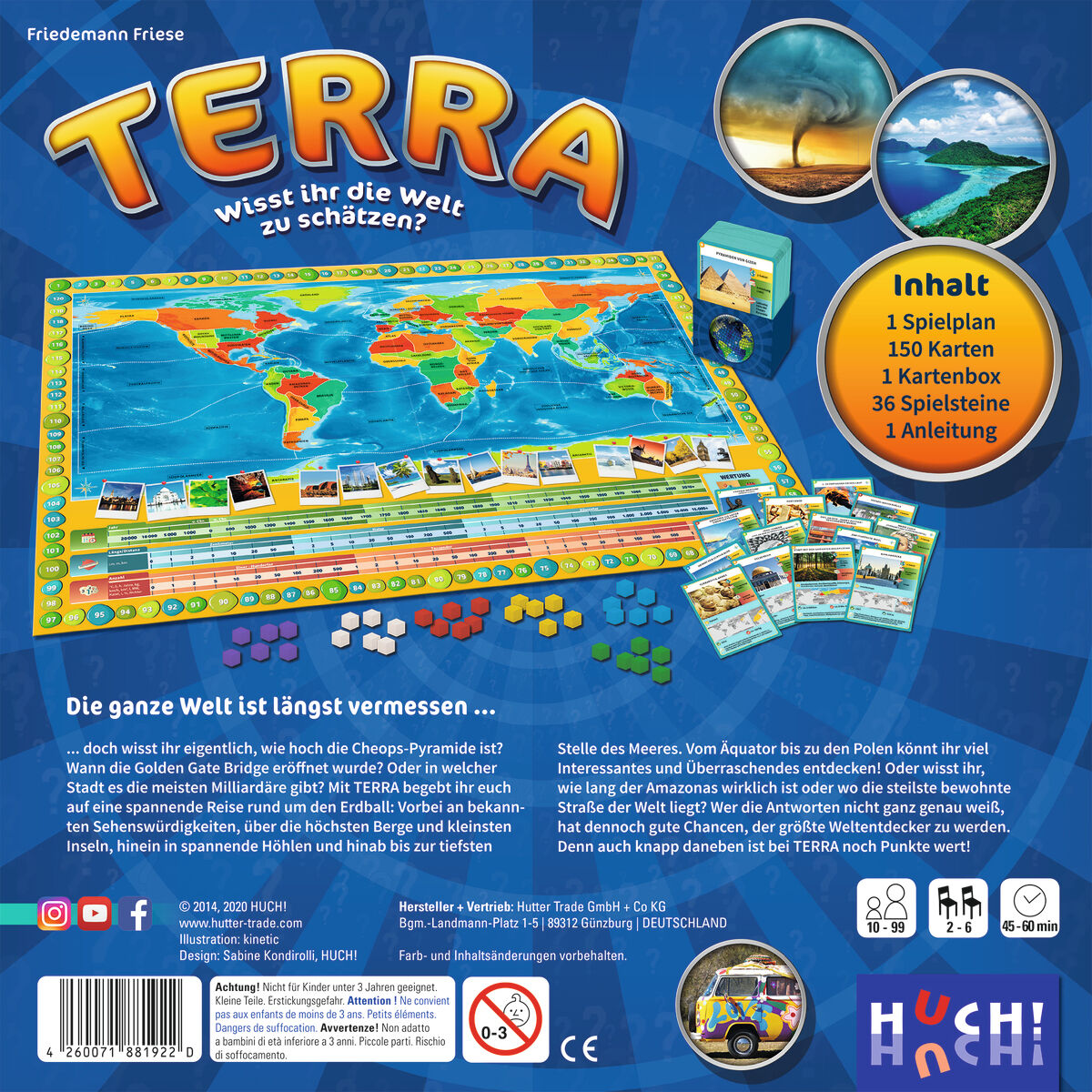 Rückseite der Spieleverpackung von „Terra“ von HUCH!: Fotografie des bunten Spielbretts mit Weltkarte, Karten, Spielfiguren und Steinen. Großes gelbes Logo oben, Informationstext und bebilderte Inhaltsübersicht rechts. Verpackungsdesign farbenfroh und einladend.