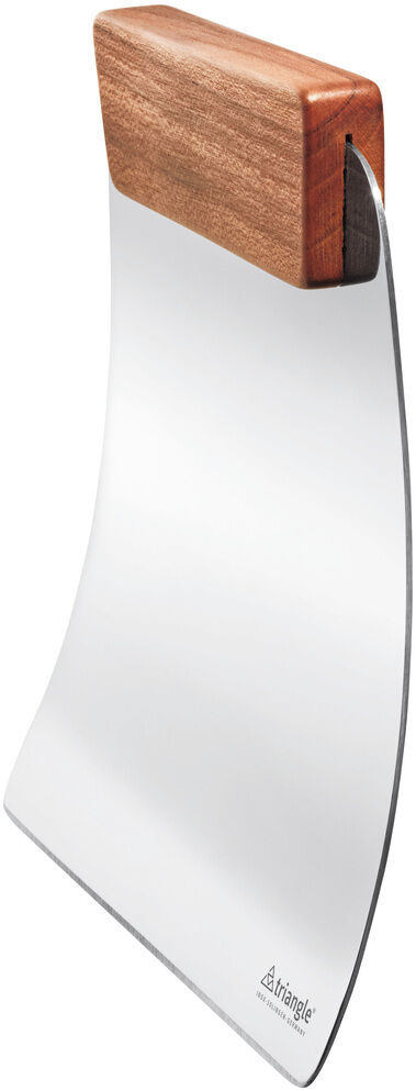 Die Gemüseschaufel von triangle ist aus silberfarbenem Edelstahl mit schwarzem Griff gefertigt. Sie liegt auf einem weißen Hintergrund, die Kanten sind abgerundet. Die professionelle Verarbeitung und das schlichte, moderne Design stehen im Fokus.