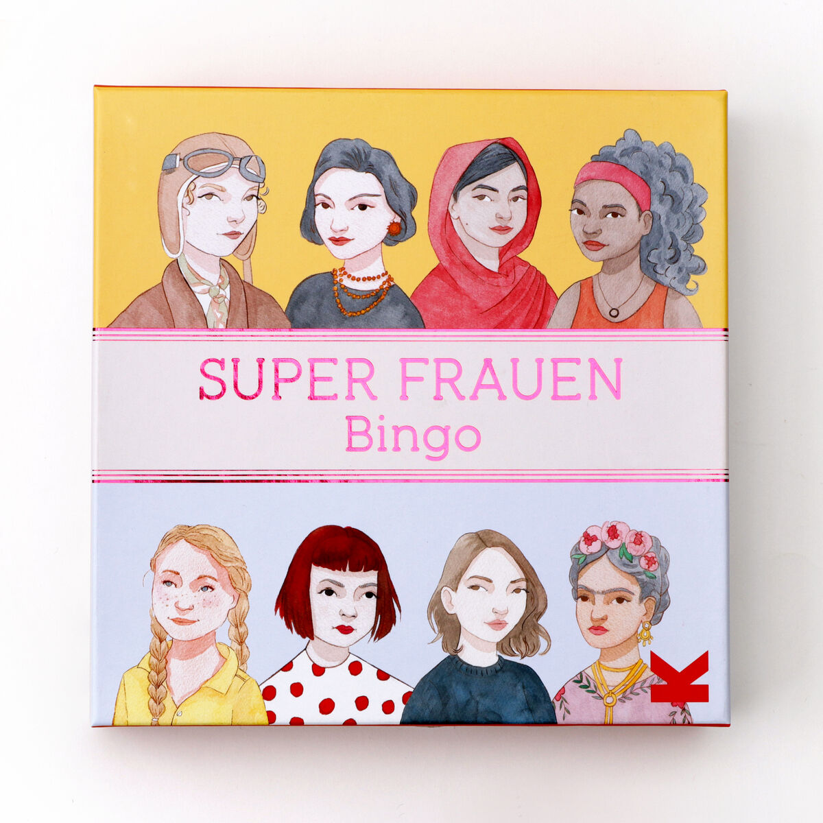 Eine Schachtel des Spiels 'Bingo - Super Frauen' zeigt bunte Illustrationen von acht bedeutenden Frauen auf einem gelben und weißen Hintergrund. Über der Illustration steht in rosafarbenen Buchstaben 'Super Frauen' und darunter 'Bingo'.