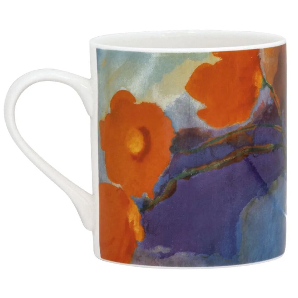 Porzellanbecher aus der Serie 'Emil Nolde: 4 Becher mit Künstlermotiven Sommerblumen', zeigt ein ausdrucksstarkes blumiges Motiv in orange, lila, blau und grünen Farbtönen auf weißem Untergrund. Die Form ist klassisch, der Henkel rund und stabil.