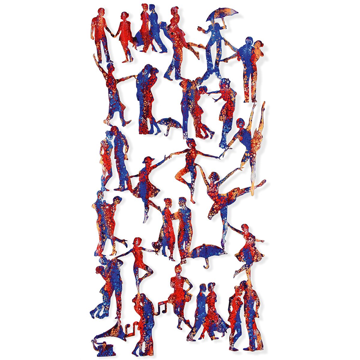 Eine detailreiche Wandskulptur mit dem Titel „Let’s Dance“ von Ars mundi zeigt stilisierte tanzende Paare in verschiedenen tänzerischen Posen. Die Figuren bestehen aus bemaltem Stahl mit leuchtend roten, blauen und orangefarbenen Mustern auf weißem Hintergrund. Die Skulptur wirkt dynamisch und modern.