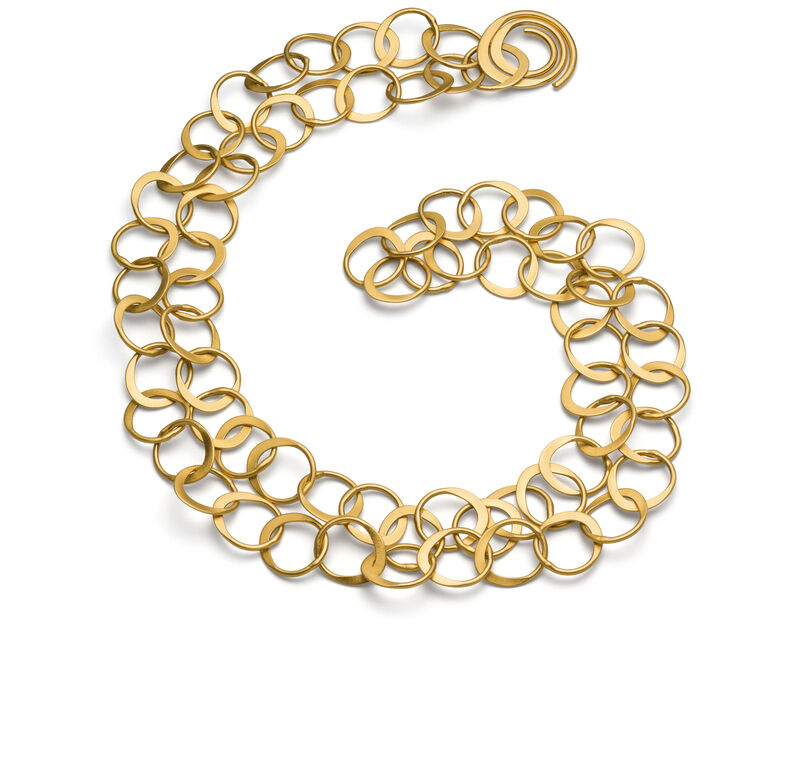 Goldene Doppelkette aus vergoldetem Silber mit ineinandergreifenden Kreisen.