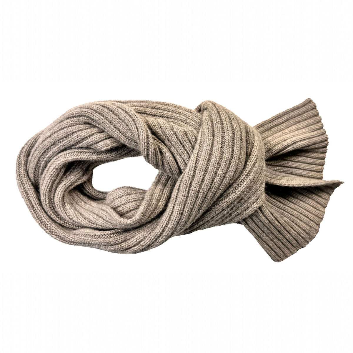 Naturbrauner Kaschmirschal von Eagle Products im Strickdesign. Der Schal ist weich, leicht glänzend und mitteldick, kunstvoll zur Schlaufe gelegt. Dezente Rippenstruktur, klare Linien, edle Optik. Hintergrund vollständig weiß, Produkt steht im Fokus.