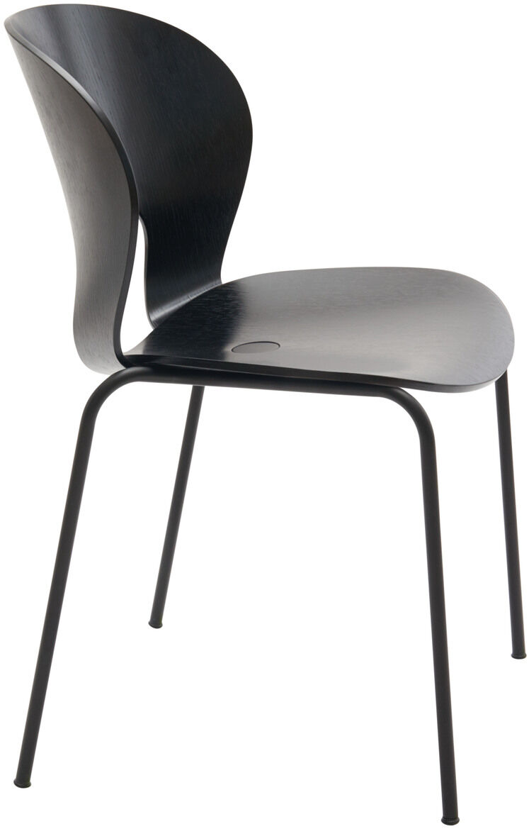 Ein moderner Esszimmerstuhl mit einer geschwungenen, schwarzen Rückenlehne und schwarzen Metallbeinen. Das Design ist minimalistisch und stilvoll, ideal für moderne Wohnungen.