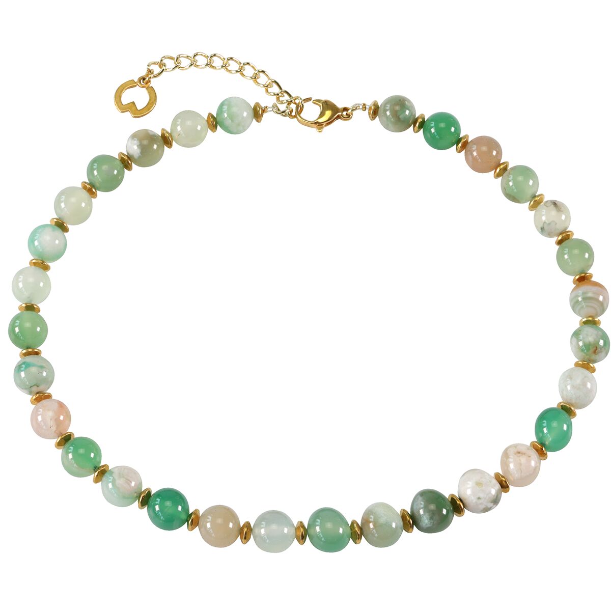 Das Bild zeigt das Collier aus dem Perlen-Schmuckset "Tami" von Petra Waszak für Ars mundi. Es besteht aus polierten, runden Achatperlen in Grüntönen mit natürlichen Farbvariationen, durchsetzt mit kleinen vergoldeten Messingscheiben. Das Collier besitzt einen goldfarbenen Verschluss mit Verlängerungskette.