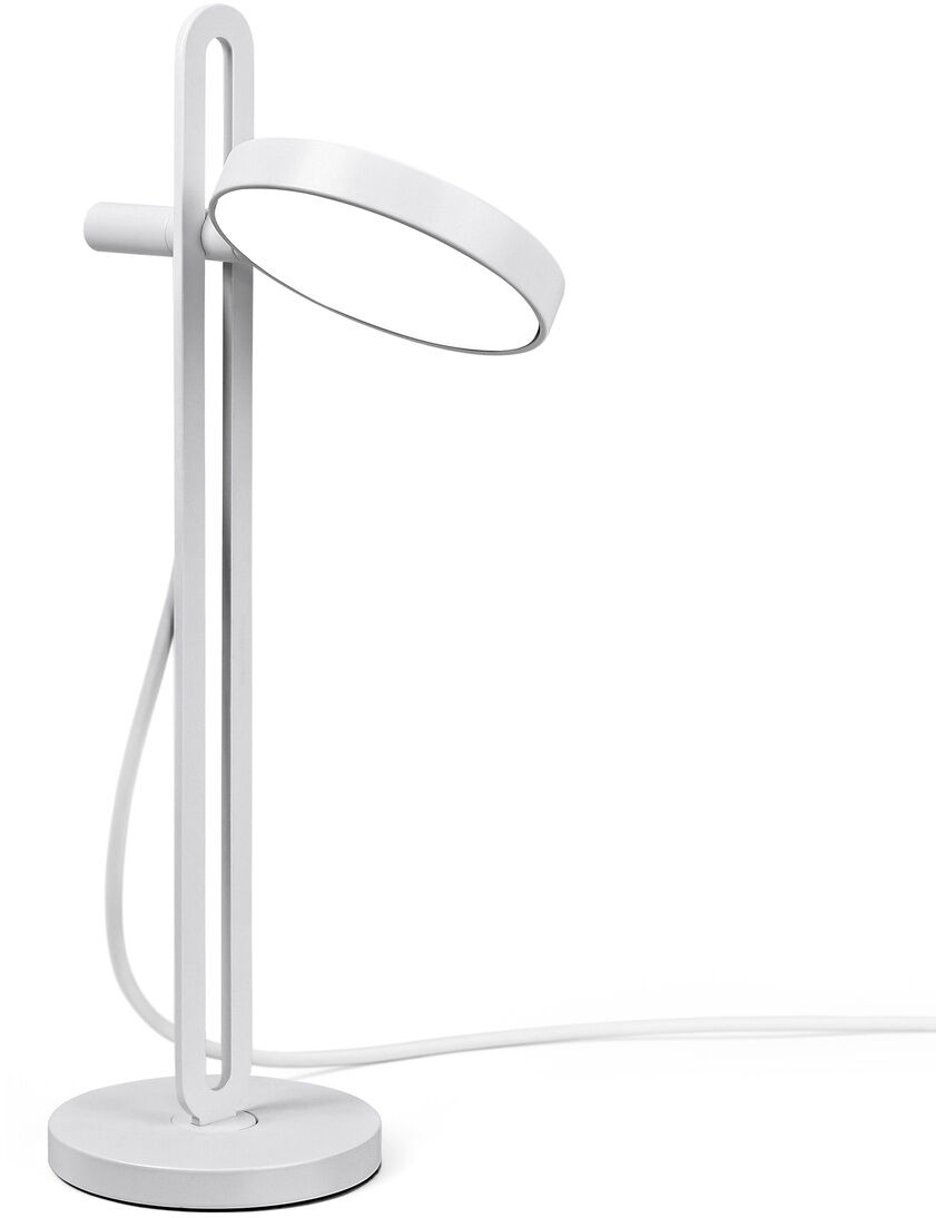 Eine moderne Tischlampe namens »Echo« mit einem minimalistischen weißen Design, geeignet für verschiedene Innenräume.