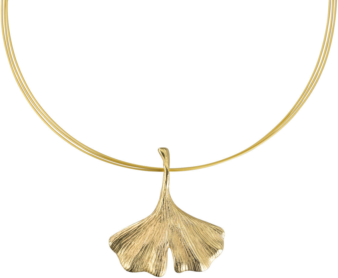 Goldenes Collier mit einem Ginkgo-Blatt-Anhänger, entworfen von Petra Waszak.