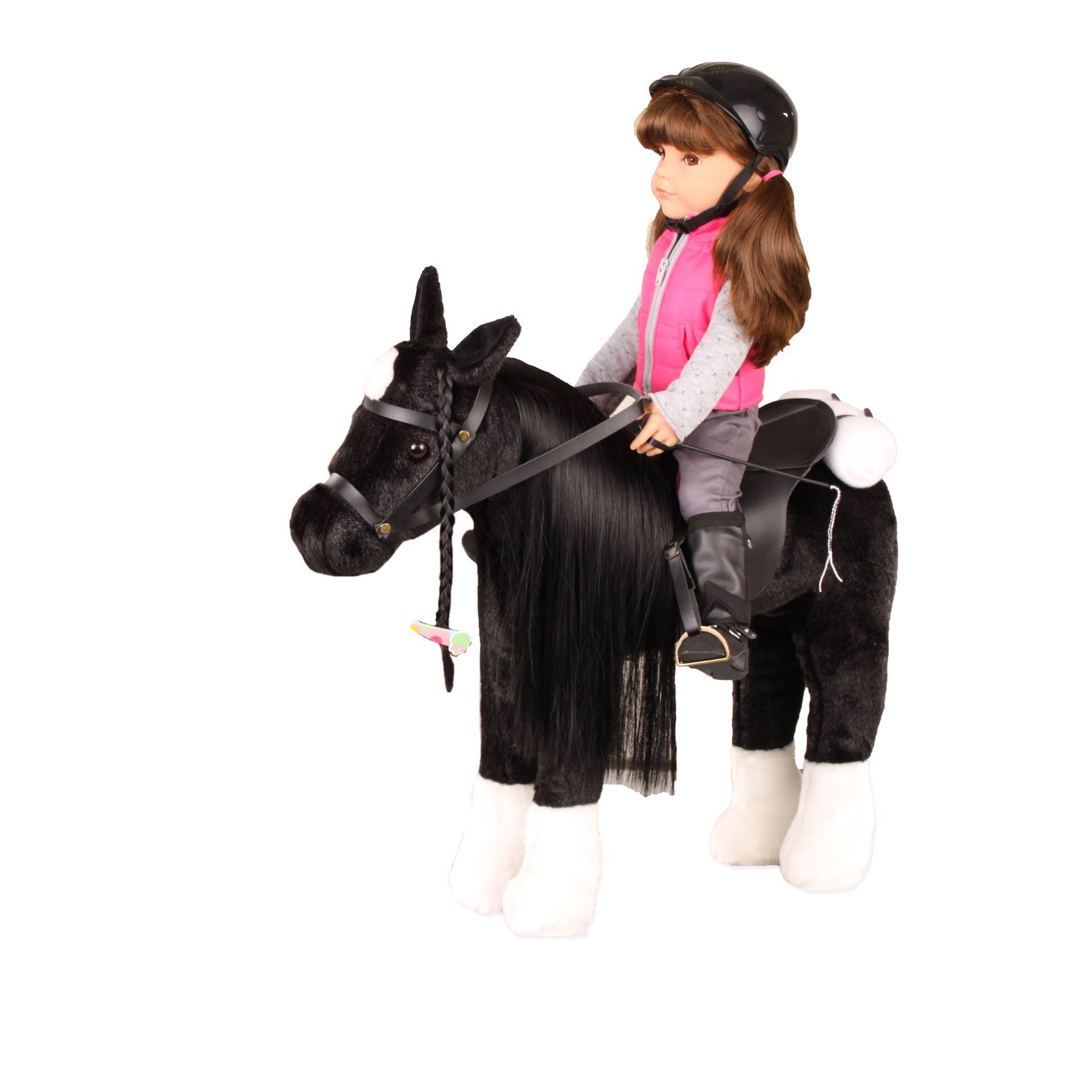 Ein schwarzes Kämmpferd namens »Rappe Max« mit weißen Hufen und Mähne, auf dem eine Puppe mit Reithelm und rosa Weste sitzt. Das Spielzeug ist detailgetreu gestaltet und eignet sich zum Frisieren und Spielen für Kinder.