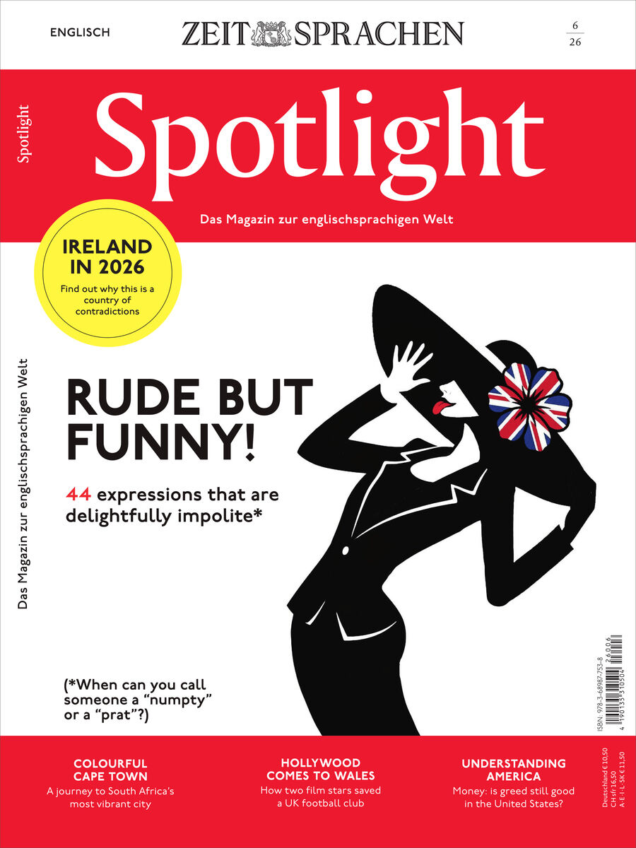 Sehr detailliertes Cover des „Spotlight Magazin 6/2026“ von Spotlight Verlag, dominant in Rot, Weiß und Schwarz. Abgebildet ist eine stilisierte, schwarze Frauenfigur mit Hut und Blumenanstecker. Zentrale Themen: „RUDE BUT FUNNY!“, Irland in 2026 und farbige Thementexte.