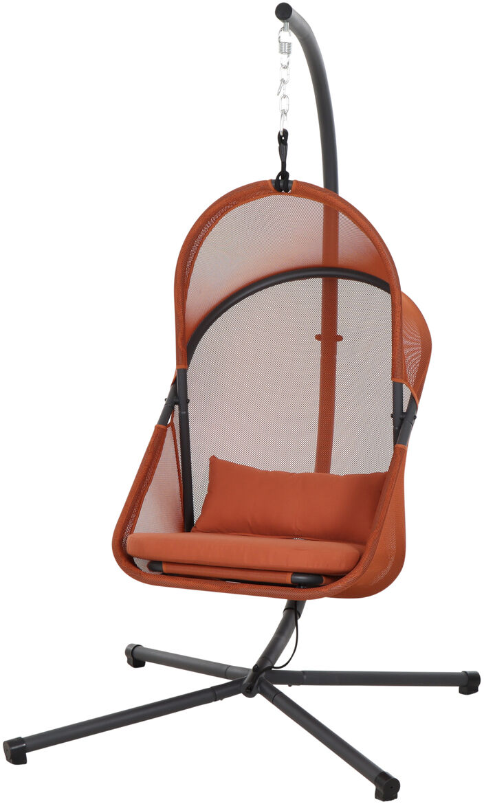 Detailliert abgebildet ist der Hängesessel »Yobaya« der Marke Sienagarden in relaxed red. Er besteht aus einem pulverbeschichteten schwarzen Stahlgestell mit luftdurchlässigem, rotem Air Mesh Polyester-Bezug, passendem Sitz- sowie Kopfkissen. Der Stuhl ist frei stehend auf sternförmigem Standfuß.