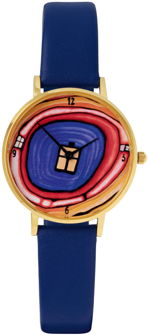 Bild einer einzigartigen Künstler-Armbanduhr namens »Zeitfinder Seelenbaum« von Friedensreich Hundertwasser. Die Uhr hat ein auffälliges, farbenfrohes Design und ein blaues Uhrband. Das Zifferblatt zeigt mehrere konzentrische Kreise in Blau, Rot und Gold, die im Zentrum ein Quadrat mit einem goldenen Geschenk presentieren.