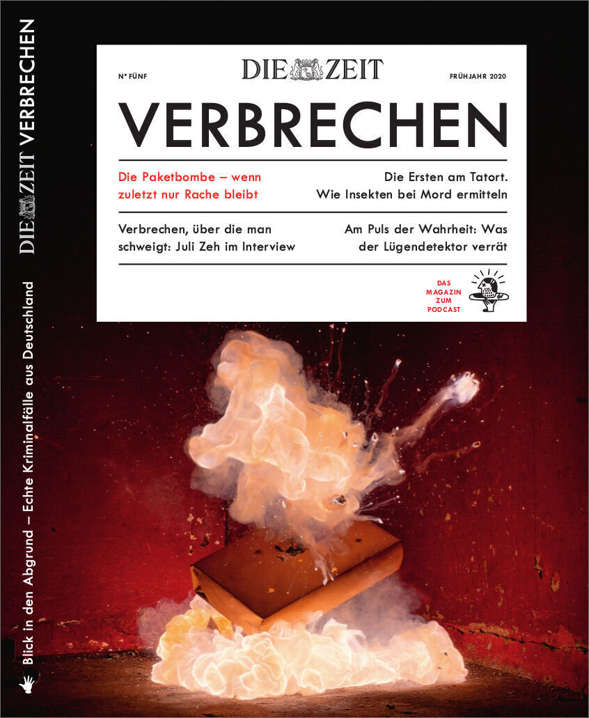Cover der Zeitschrift 'ZEIT VERBRECHEN' Ausgabe 5/20. Das Titelbild zeigt eine Explosion in Rot-, Schwarz- und Weißtönen. Mehrere Schlagzeilen berichten über verschiedene Verbrechen und Interviews. Oben ist das Logo der Zeitschrift 'DIE ZEIT'.