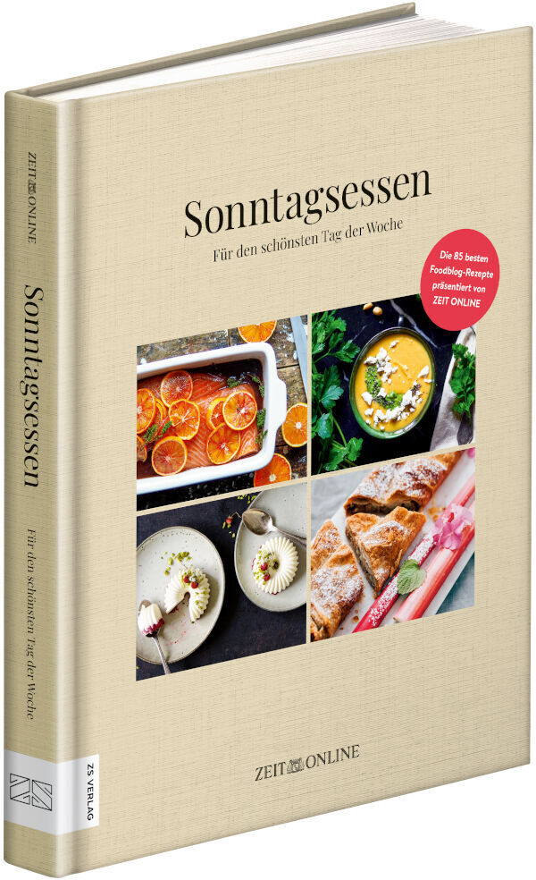 Das Kochbuch 'Sonntagsessen' von Zeit Online zeigt auf seinem Cover verschiedene Gerichte auf einem beige Hintergrund. Es enthält Rezepte für den schönsten Tag der Woche und präsentiert leckere Gerichte, die perfekt für ein sonntägliches Festmahl geeignet sind.