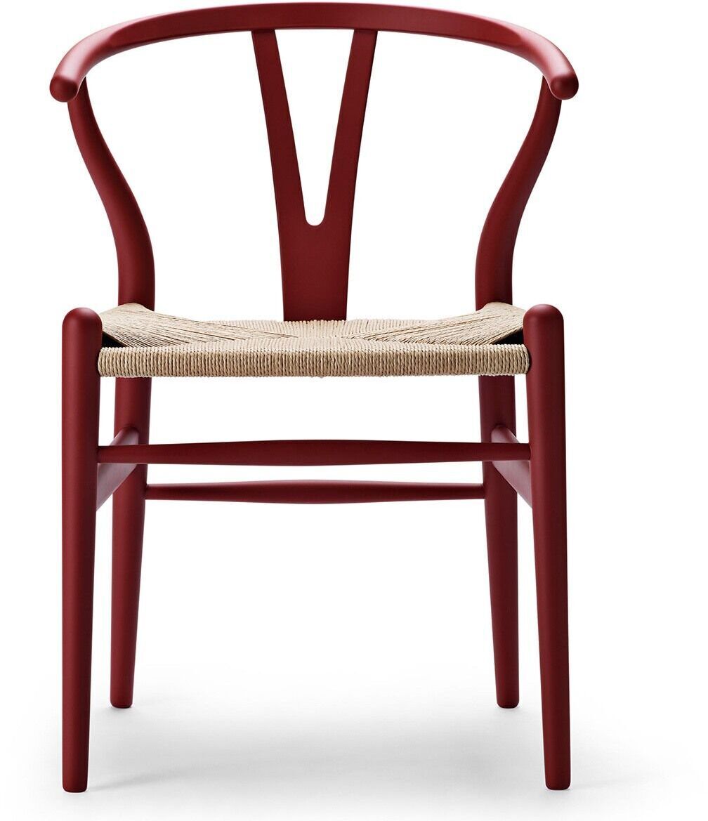 Sonderedition »Stuhl CH24 Soft« von Carl Hansen in Rot mit gewebtem Sitz in Beige, aus Holz gefertigt und in einem modernen und minimalistischen Stil entworfen.