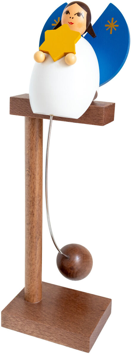 Holzfigur eines schaukelnden Engels mit blauem Flügeln und einem gelben Stern in der Hand, auf einem braunen Holzständer stehend. Die Figur eignet sich als festliche Weihnachtsdekoration oder Geschenk und ist kunstvoll gearbeitet.