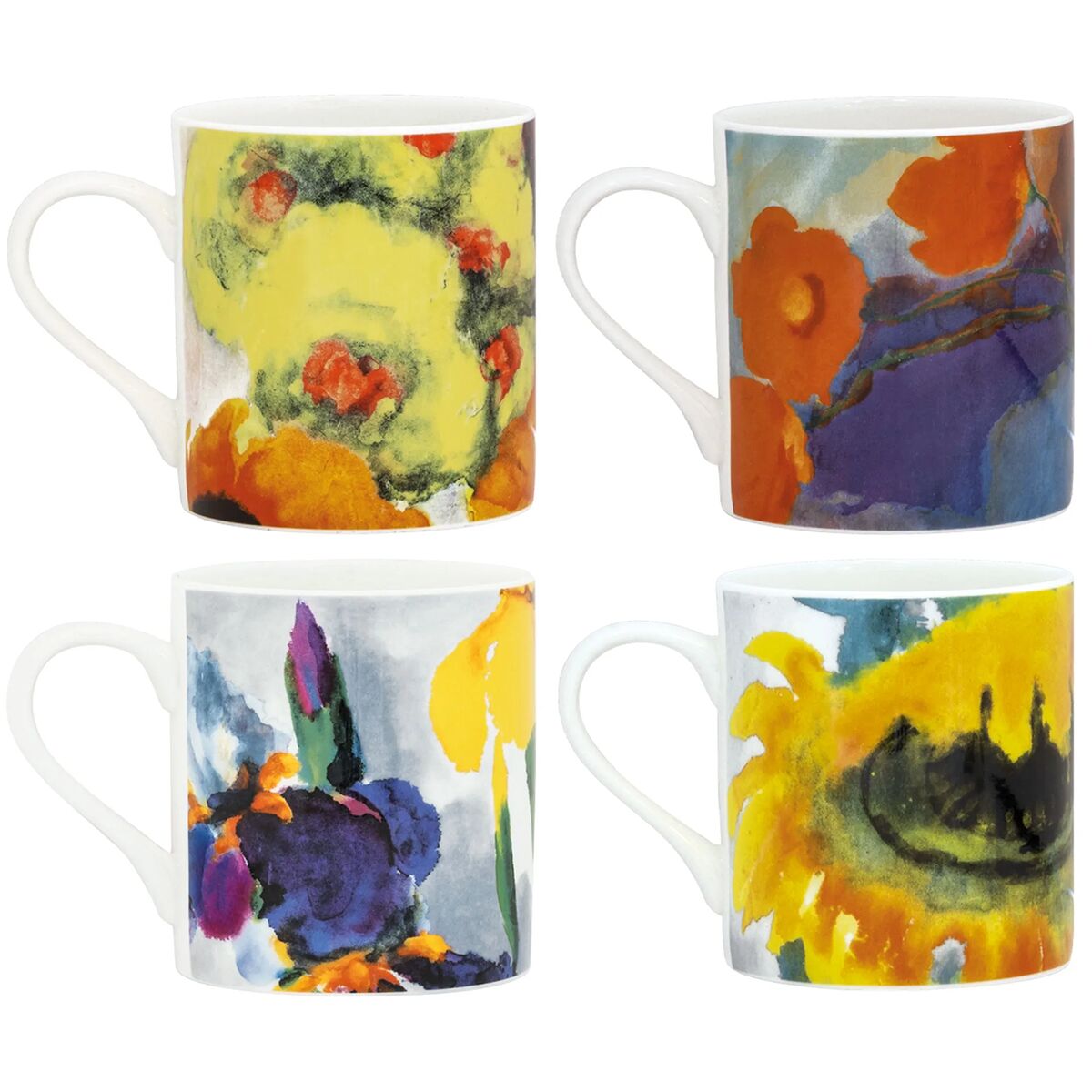 Vier Porzellanbecher im Set, jeweils mit farbenfrohen Blumengemälden im Stil von Emil Nolde bedruckt. Die Motive zeigen unterschiedliche Blüten in kräftigen Gelb-, Orange-, Violett- und Blautönen auf weißem Grund. Die Becher sind zylindrisch mit geschwungenem Henkel.
