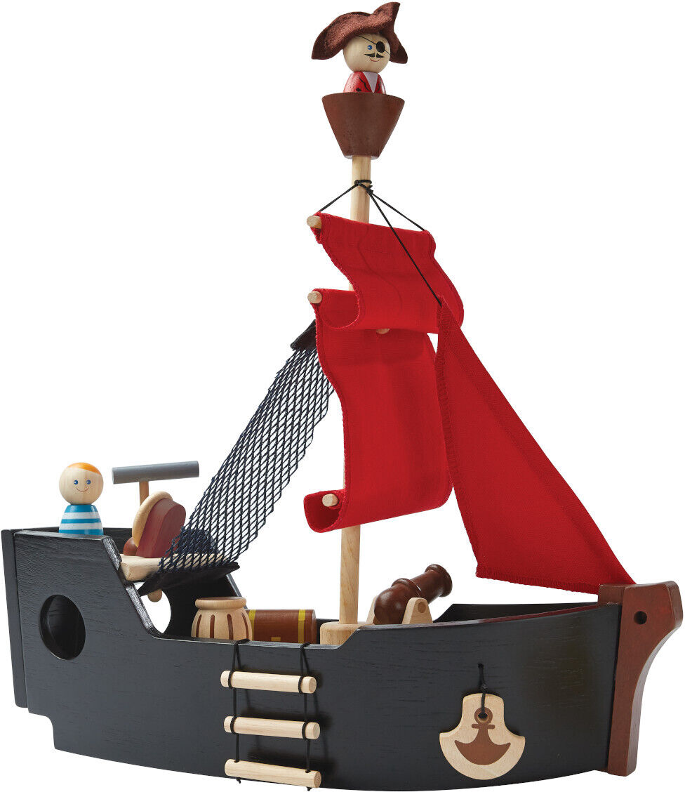 Ein detailreiches Piratenschiff als Holzspielzeug, mit schwarzem Rumpf, roten Segeln und Figuren. Ideal für Kinder zum fantasievollen Spielen und als schöne Dekoration für das Kinderzimmer.
