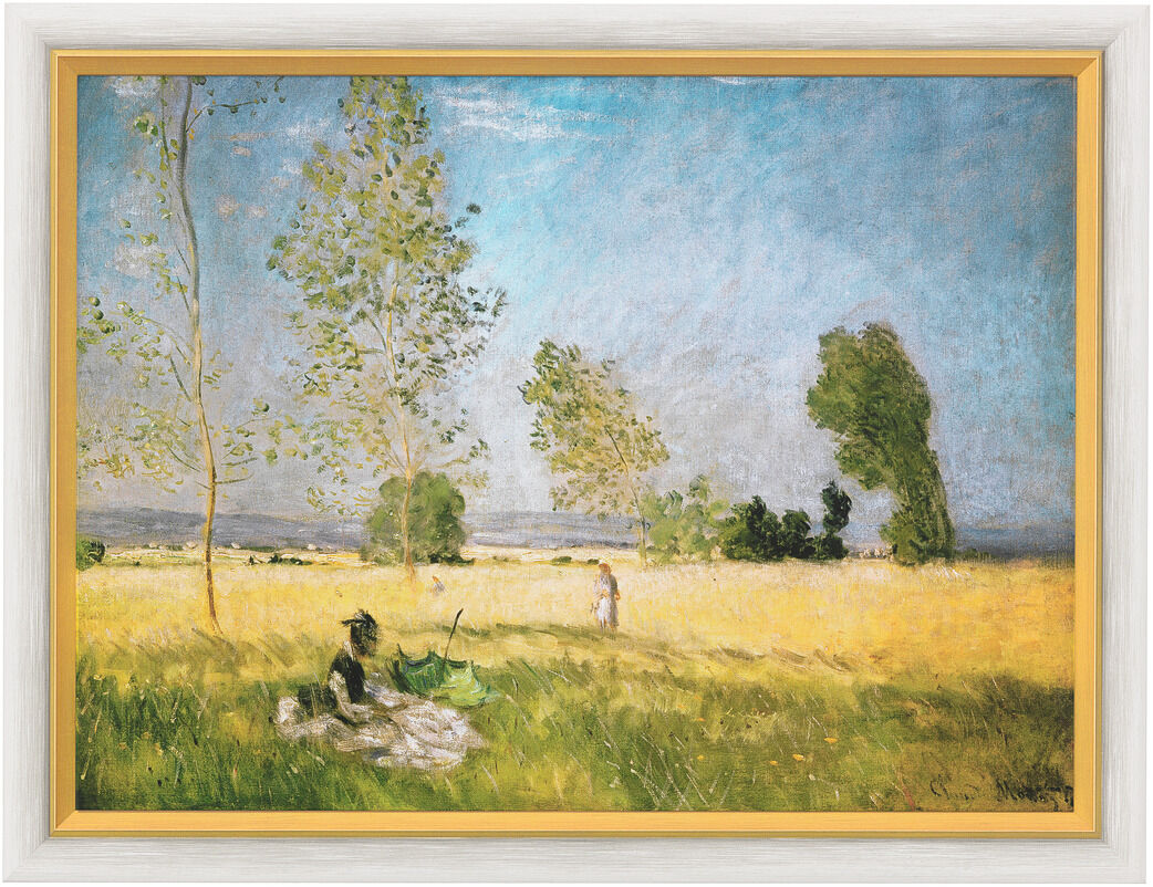 Ein Gemälde von Claude Monet aus dem Jahr 1874 namens 'Sommer', das eine sommerliche Landschaft mit Bäumen, einer grünen Wiese und einem blauen Himmel zeigt. Im Vordergrund sitzt eine Person im Gras, während eine weitere Person im Hintergrund steht.