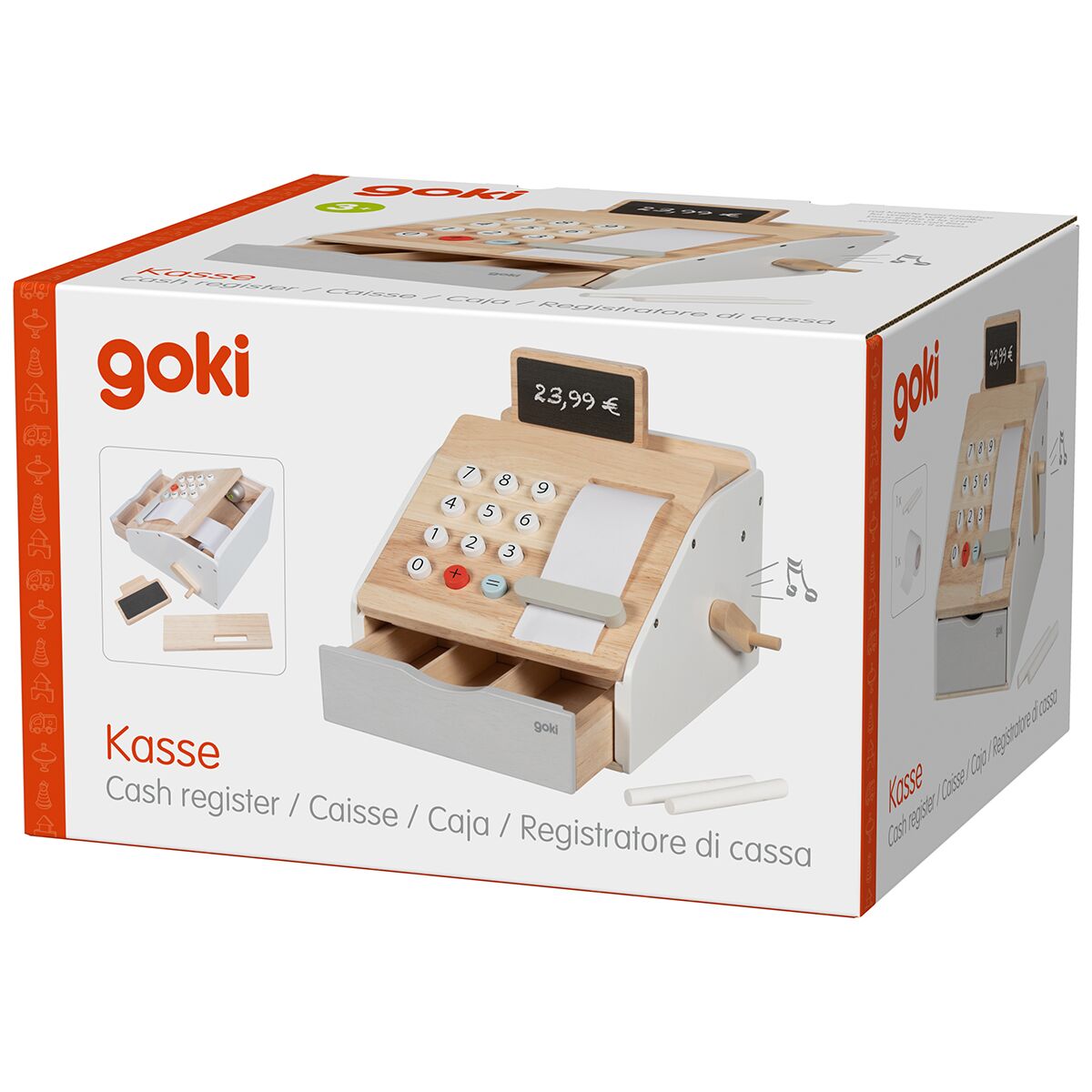 Verpackung einer Spielzeug-Kaufmannsladenkasse aus Holz von Goki, mit Tasten, Display, seitlicher Kurbel und Zubehör, auf weiß-rotem Karton abgebildet.