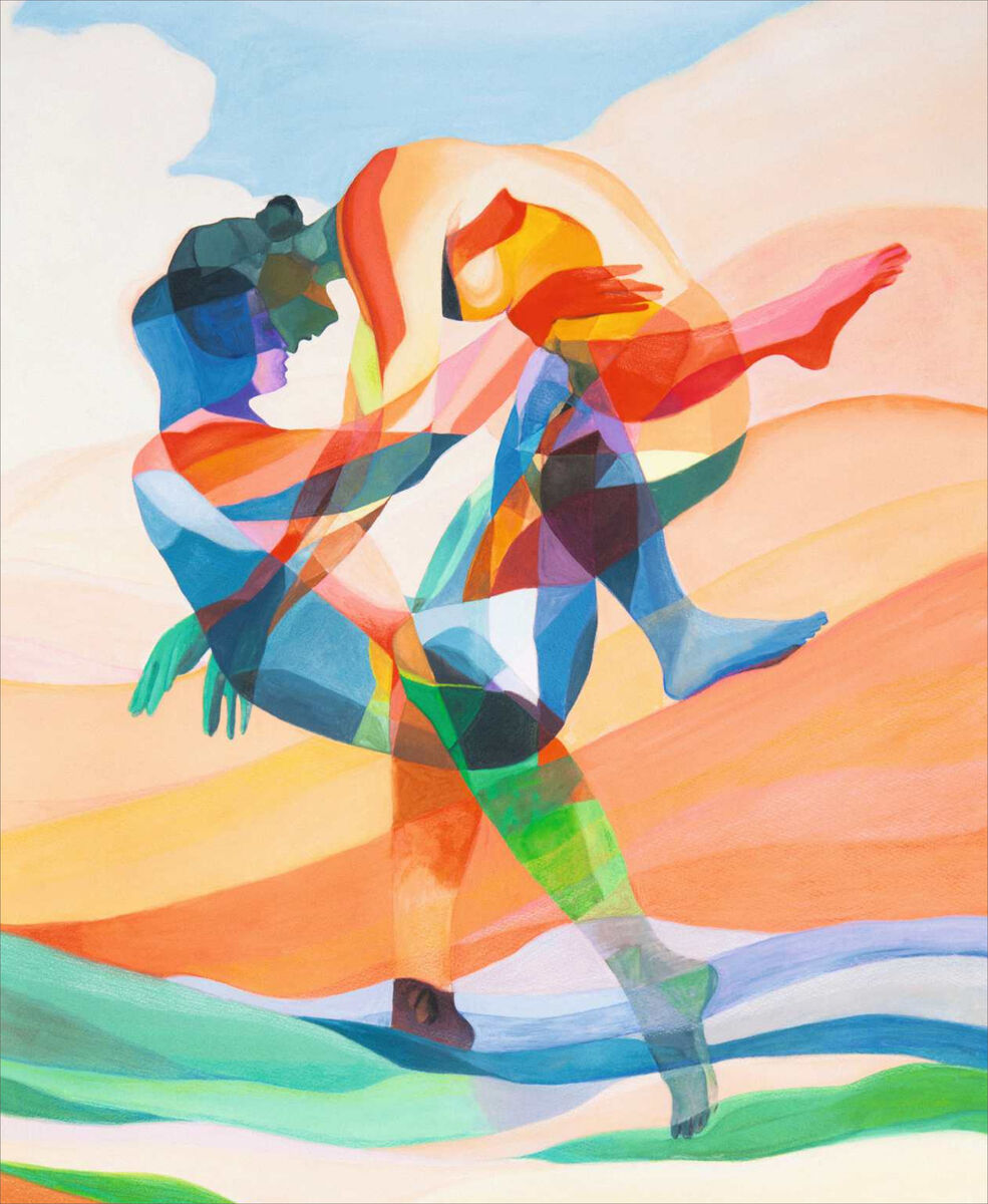 Abstraktes, farbenfrohes Gemälde zeigt zwei ineinander verschlungene menschliche Figuren, die durch überlagerte, transparente Farbflächen in Orange, Blau, Grün und weiteren Farbtönen modelliert sind. Die Landschaft im Hintergrund ist wellig, weich und pastellfarben.