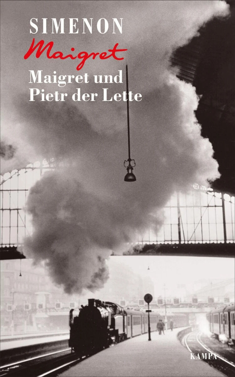 Buchcover von 'Maigret und Pietr der Lette' von Georges Simenon. Es zeigt ein Schwarz-Weiß-Foto einer Dampflokomotive, die unter einer hohen Bahnhofshalle steht und Rauch aufsteigt. Der Titel ist teilweise in roter und weißer Schrift oben auf dem Cover geschrieben.