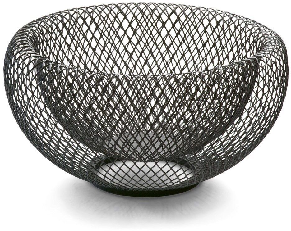 Eine kunstvoll gestaltete Schale aus Drahtgeflecht, bekannt als Schale »Mesh«, mit einem minimalistisch-industriellen Design in Schwarz und Grau.