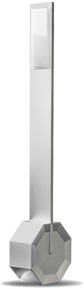 Die Octagon Tischlampe »One« zeigt eine minimalistische LED-Lampe mit einem achteckigen Sockel. Sie ist in Silbertönen gehalten und hat ein schlankes, modernes Design, das ideal für Schreibtische oder Wohnräume ist.