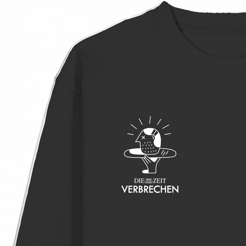 Schwarzer Sweater mit weißem ZEIT-Verbrechen-Logo, bestehend aus grafischer Illustration eines stilisierten Totenschädels auf einer Hand, darunter Text 'DIE ZEIT VERBRECHEN'; modernes, minimalistisches Design, geeignet für Fans von Podcasts oder True Crime-Inhalten.