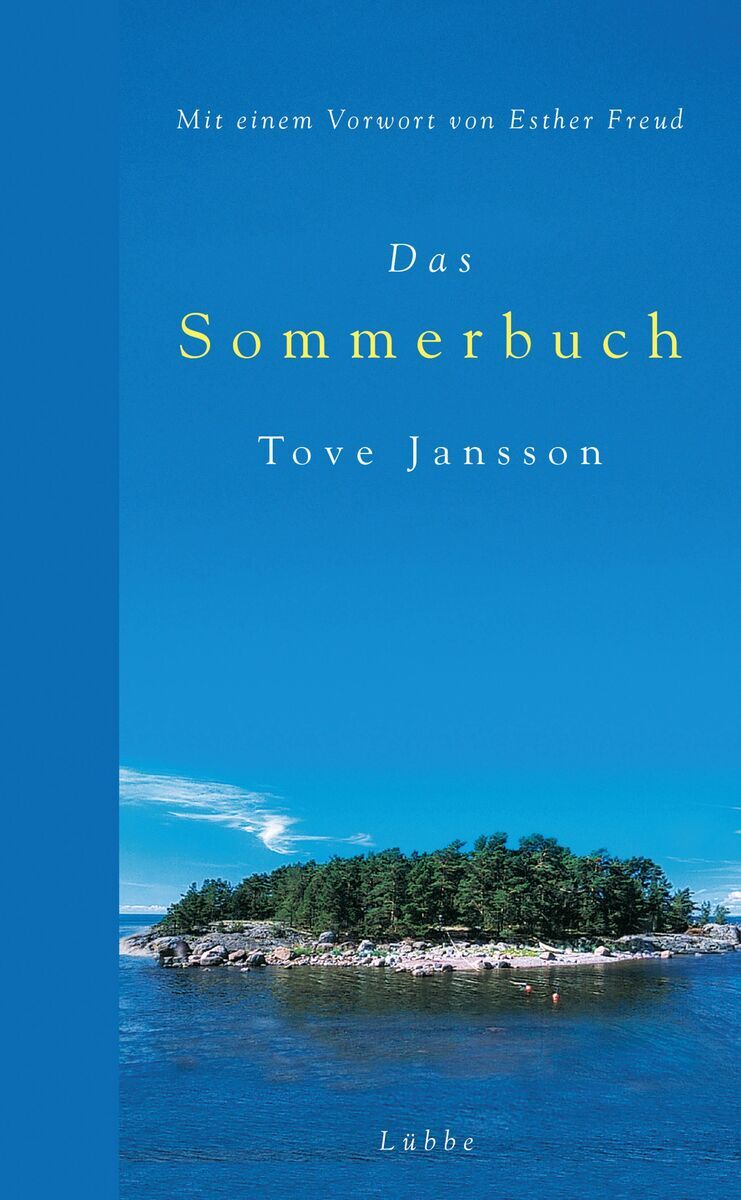 Buchcover von 'Das Sommerbuch' von Tove Jansson. Oben ein blauer Himmel und mittig das Titelbild einer Insel im Meer. Titel und Autorenname sind in gelber und weißer Schrift aufgeführt.