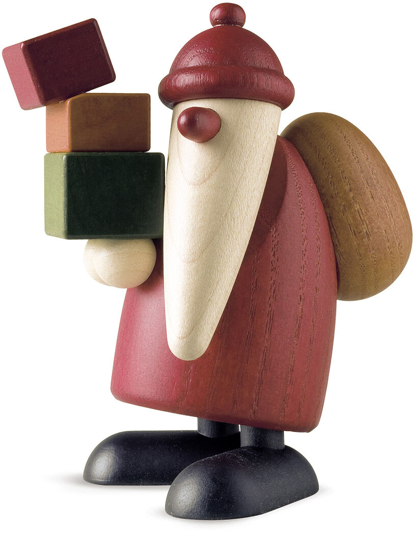 Holzfigur eines Weihnachtsmanns, der mehrere bunt bemalte Geschenke trägt, hauptsächlich in den Farben Rot, Braun, Grün und Schwarz.