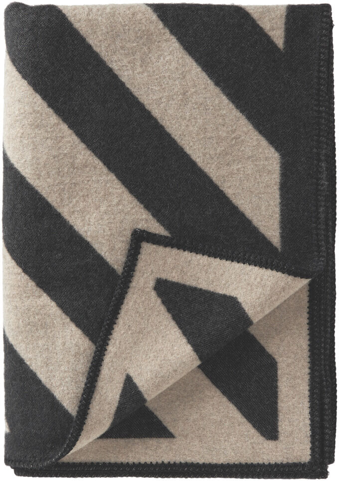 Wolldecke mit Streifenmuster in Beige und Schwarz, aus Kaschmir gefertigt, gefaltet angezeigt.
