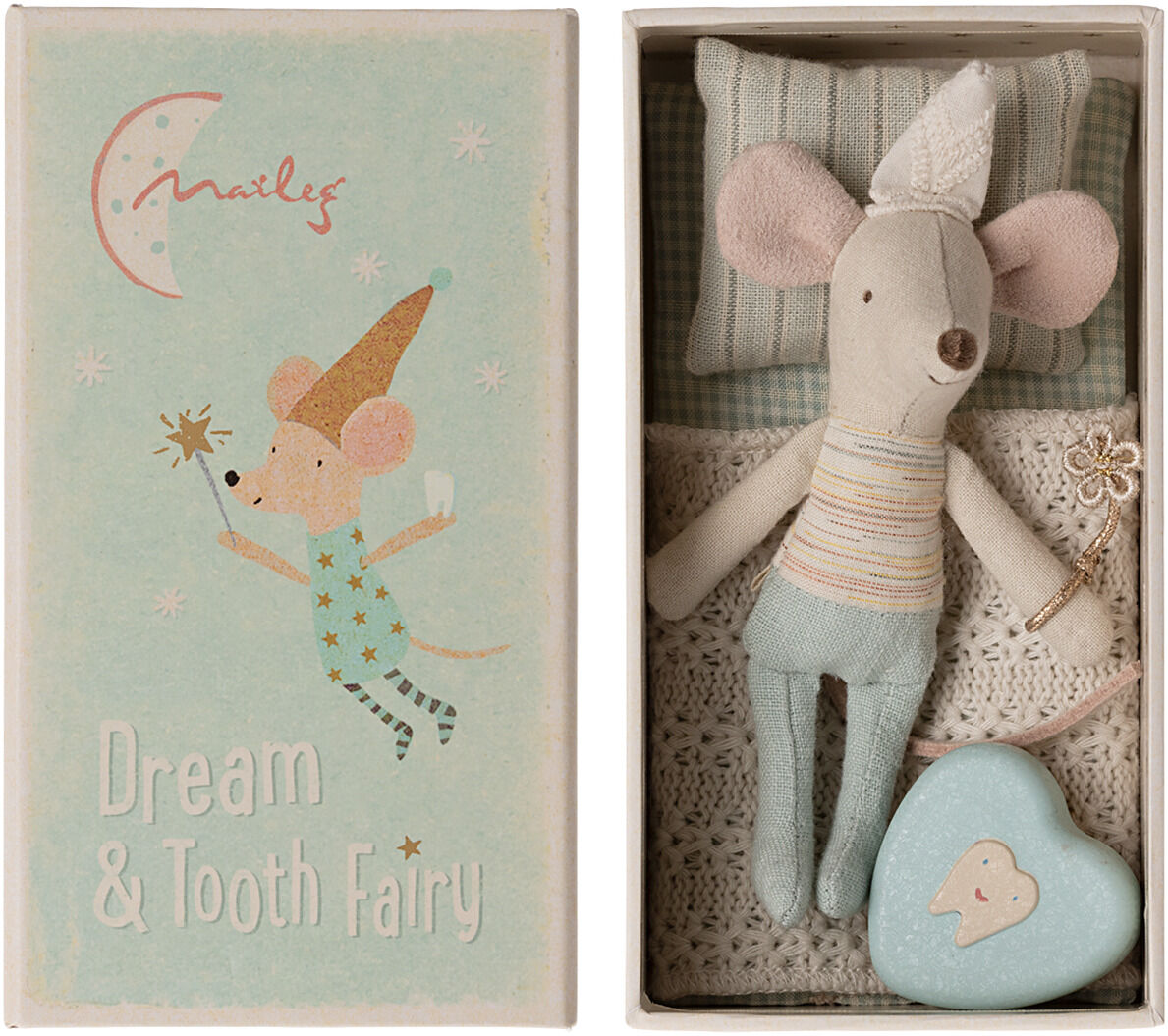 Eine Geschenkbox mit einer Mausfigur als Zahnfee, einer kleinen Bettdecke, und einer herzförmigen Zahndose mit einem Zahn-Motiv auf der Vorderseite. Die Box hat einen kindlichen und märchenhaften Stil.
