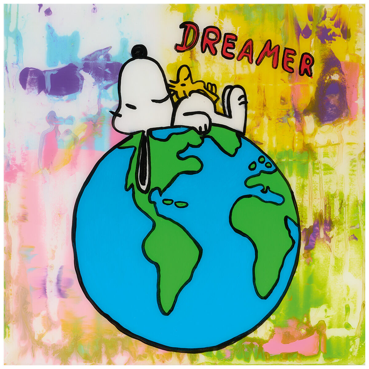 Ein moderner Kunstdruck von Michael Pfannschmidt zeigt Snoopy und Woodstock entspannt auf einer bunten, abstrakt gestalteten Erde. Der Hintergrund ist farbenfroh in Gelb, Rosa und Blau gehalten. Oben rechts steht der Schriftzug „DREAMER“ in roten Buchstaben.