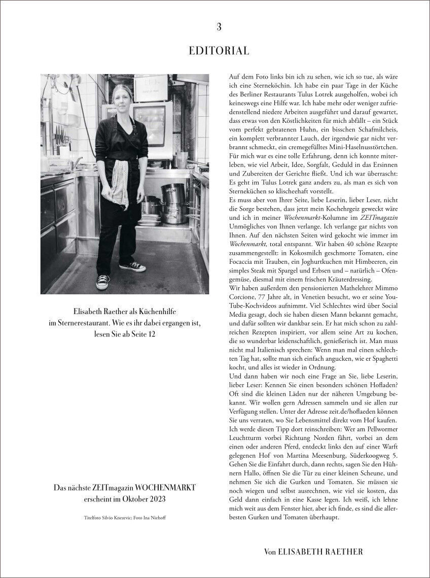 Ein Bild des ZEITmagazin WOCHENMARKT Ausgabe 4/23. Die Seite zeigt eine Redaktionseinführung mit einem Bild von Elisabeth Raether in ihrer Küche. Der Text der Seite ist gut lesbar und umfasst die gesamte rechte Seite, während das Bild auf der linken Seite platziert ist.