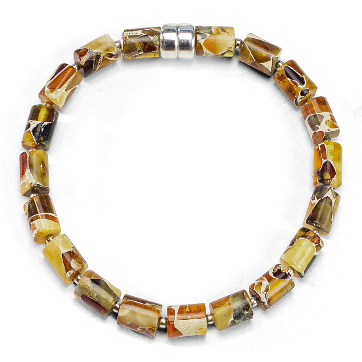 Das Bild zeigt das Bernstein-Schmuckset "Jantara" der Marke Ars mundi, bestehend aus einem elastischen Armband mit rechteckigen, polierten Bernstein-Elementen in verschiedenen Goldbraun- und Cremetönen. Verbunden sind die Steine mit silberfarbenen Abstandsperlen.