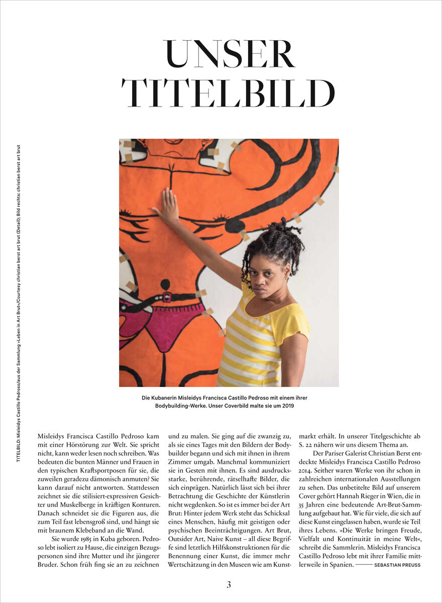 Eine Frau mit gestreiftem gelben T-Shirt steht vor einem großformatigen, bunten Wandbild mit orangen und pinken Flächen. Sie hebt einen Arm und blickt ernst in die Kamera. Über der Szene steht großer Text: "Unser Titelbild". Darunter ein beschreibender Text.