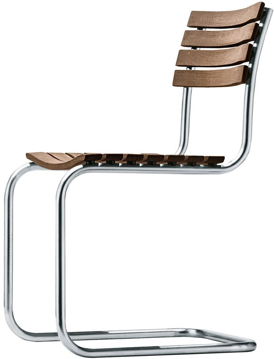 Moderner Gartenstuhl S 40 von Thonet mit einem Holzsitz und einem silbernen Metallgestell.