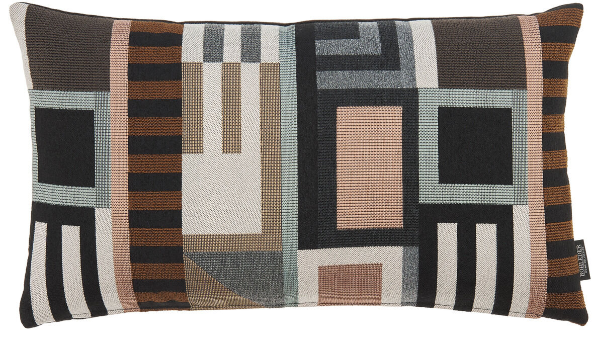 Kissen 'Tennessee' mit geometrischem Muster in Schwarz, Weiß, Rosa, Grün und Braun. Ideal für moderne Wohnräume.