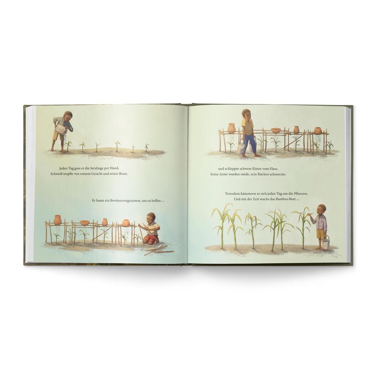 Eine geöffnete Doppelseite des Buches 'Der Junge, der einen Wald pflanzte' zeigt detaillierte Illustrationen von einem Jungen, der Bäume pflanzt. Die Bilder sind in hellen Erdtönen gehalten und zeigen verschiedene Szenen des Pflanzens und Wachstumsprozesses.