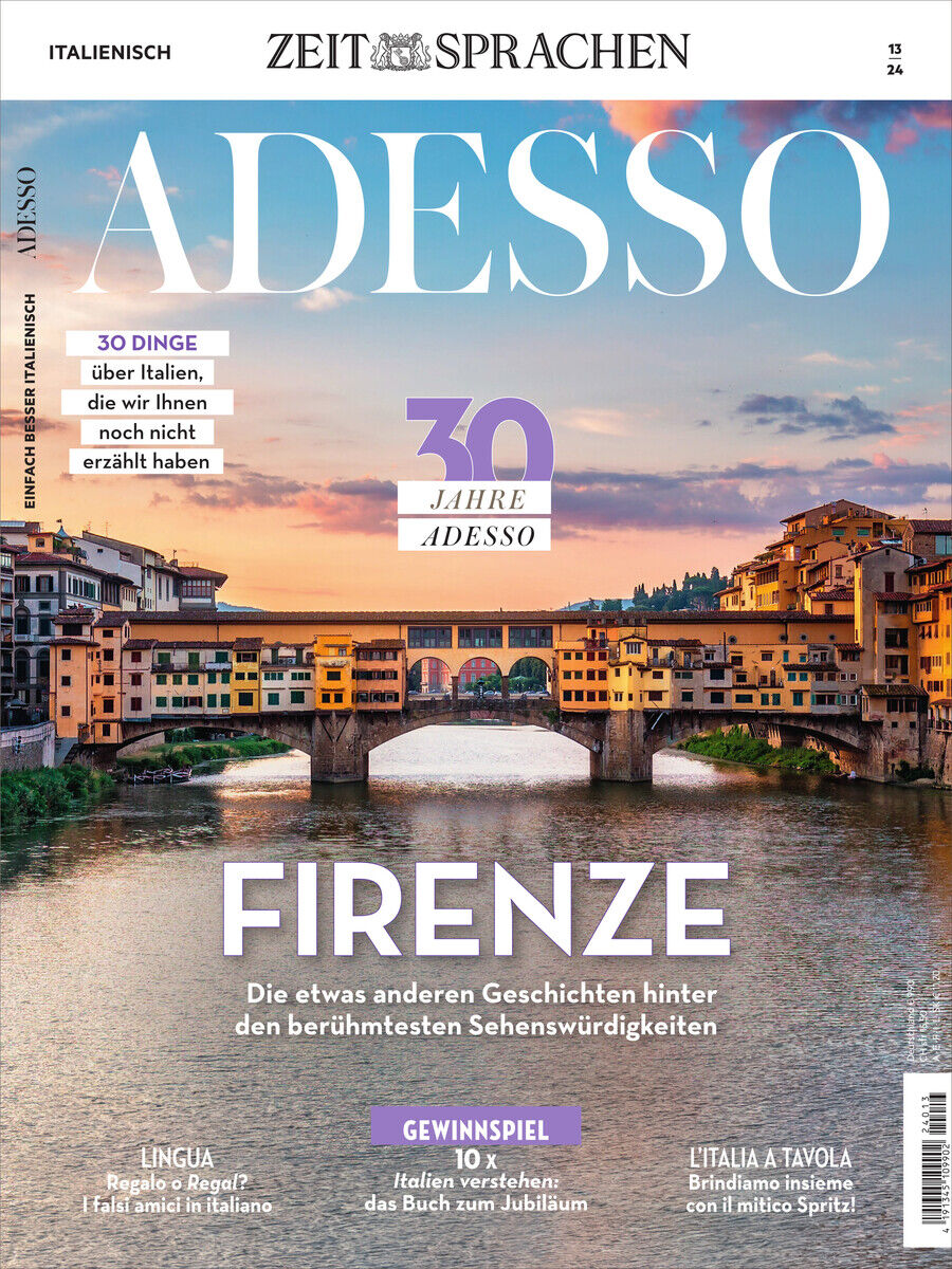 Cover des Adesso Magazins 13/2024 mit einem Bild der Ponte Vecchio in Florenz. Enthält Hinweise auf Italien, Sprache, und attraktive Artikel über Reiseziele und Kultur. Dominante Farben sind Blau, Weiß und Beige.