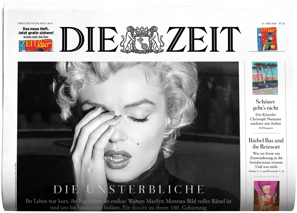 Titelblatt der Wochenzeitung DIE ZEIT 23/2026 mit einem großen Schwarzweiß-Foto von Marilyn Monroe, darunter die Überschrift 'Die Unsterbliche'. Oben der Zeitungsname mit Löwenwappen, am Rand farbige kleine Coverbilder und Text. Elegantes, modernes Zeitungslayout.