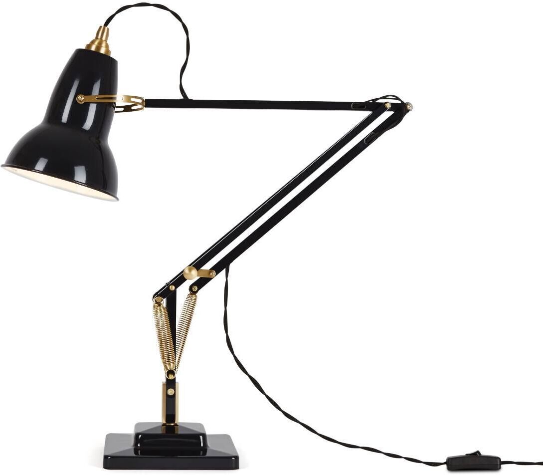 Schwarze Tischleuchte Anglepoise Original 1227 mit messingfarbenen Akzenten und einem verstellbaren Arm, ideal für den Schreibtisch oder das Home Office.