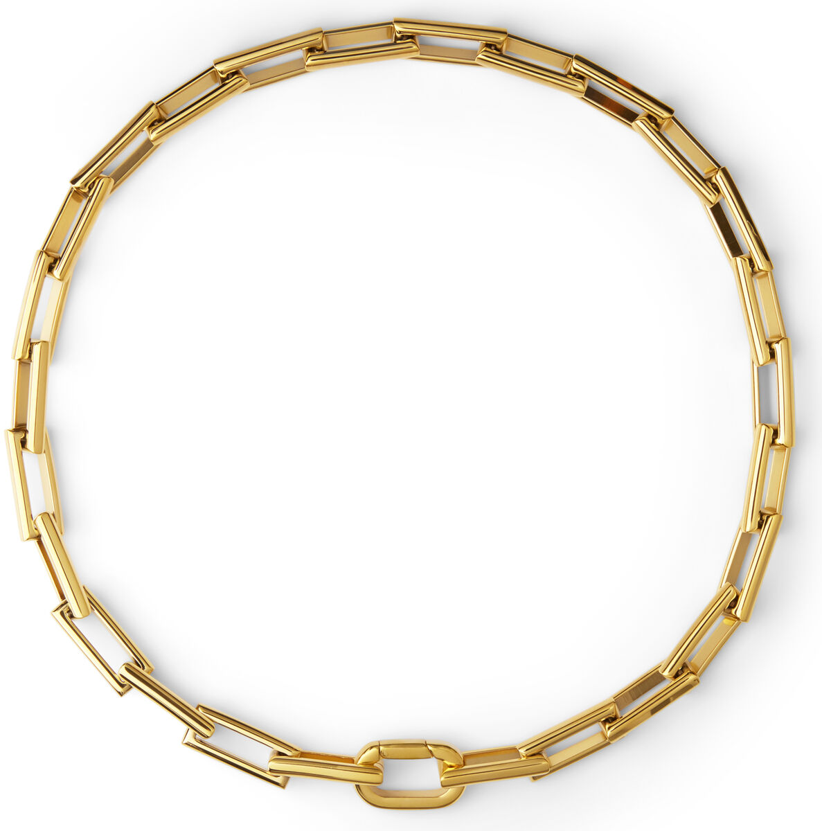 Goldene Gliederhalskette mit rechteckigen Elementen in modernem Design, auf weißem Hintergrund dargestellt.