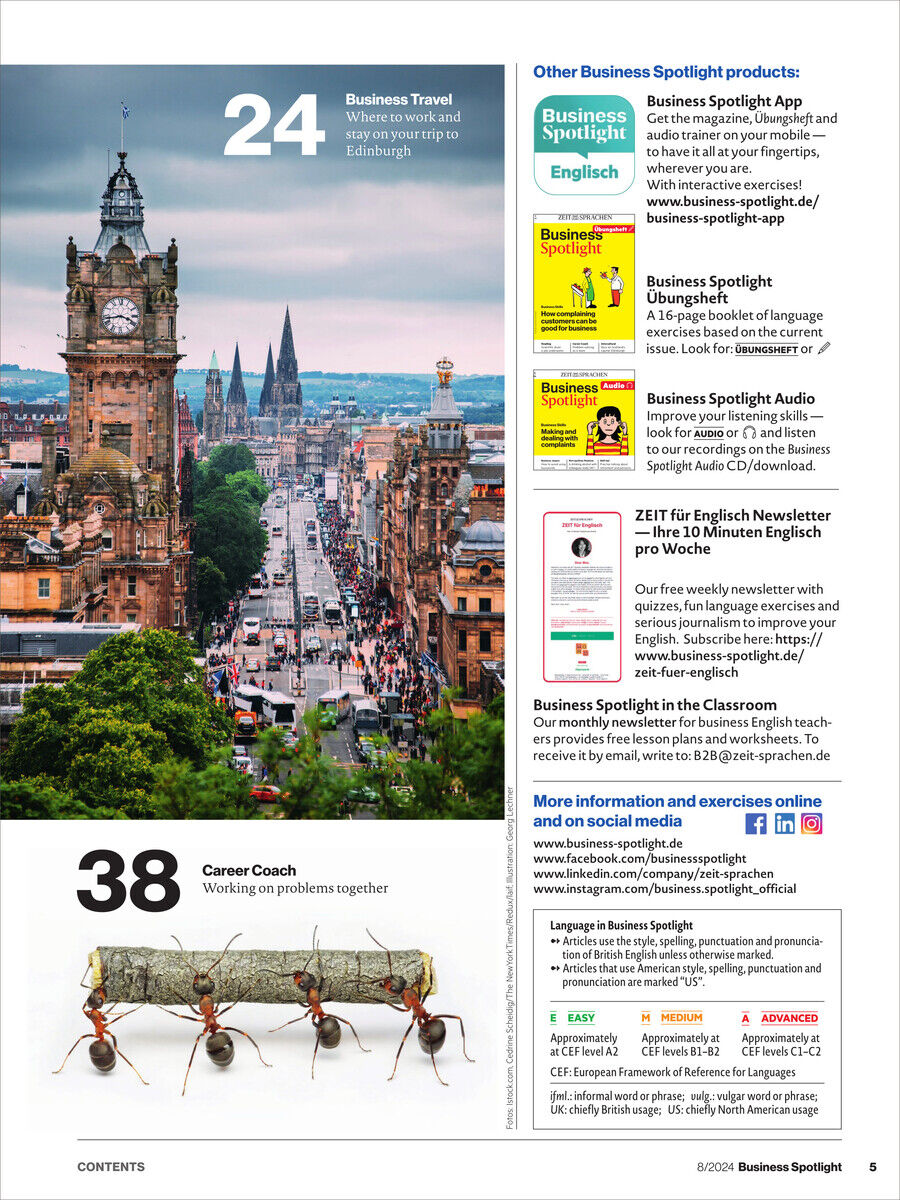 Titelseite des Business Spotlight Magazin 08/2024. Das Bild zeigt eine geschäftige Stadtlandschaft mit einem markanten Turm im Hintergrund und eine enge Straße voller Menschen und Verkehr. Artikel zur Geschäftsreisen, Karrierecoaching und Englischlernen sind abgebildet.