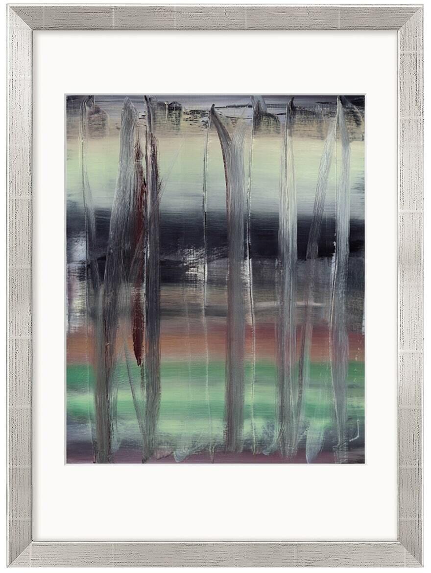 Ein abstraktes Gemälde von Gerhard Richter aus dem Jahr 1992. Das Bild zeigt vertikale Pinselstriche und Farbübergänge in überwiegend grünen, schwarzen, weißen, grauen und roten Tönen. Es ist in einem silbernen Rahmen gerahmt.