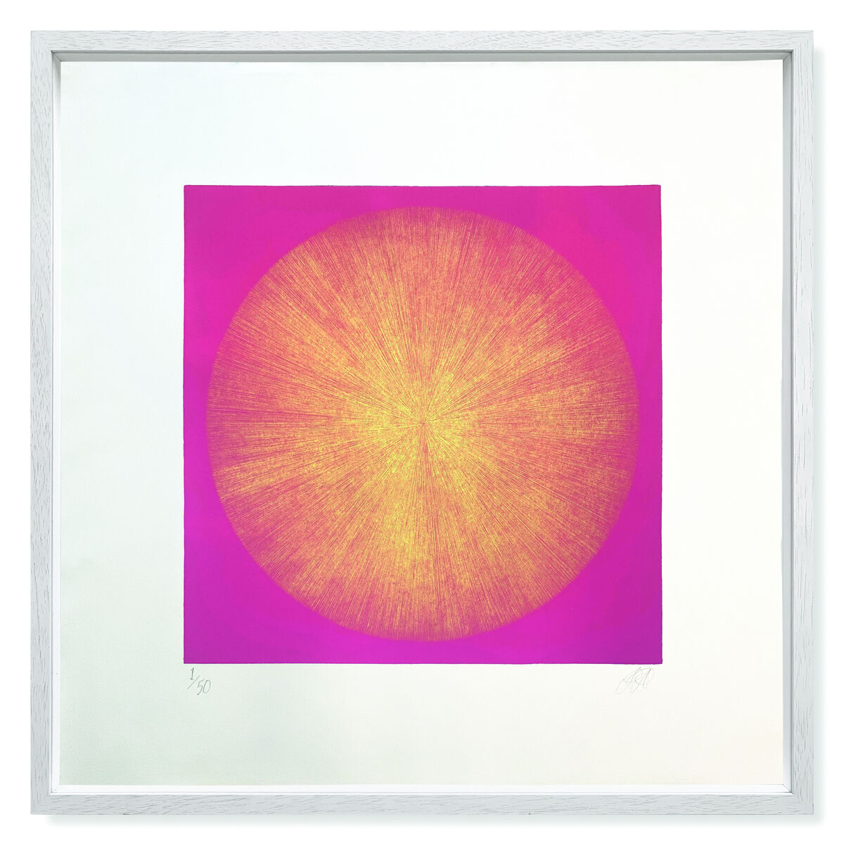 Quadratischer Kunstdruck eines gelben, strahlenförmigen Kreises auf einem pinken Hintergrund vor einem weißen Rahmen.