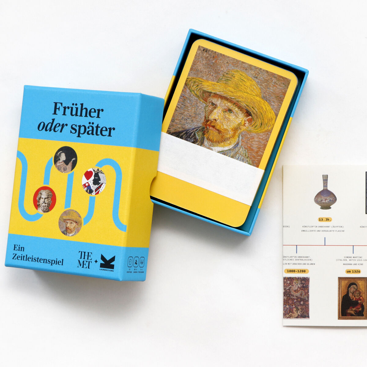 Ein Spiel namens 'Früher oder Später' mit einer gelben und blauen Box, die sowohl ein Kartenspiel als auch ein gedrucktes Anleitungsheft enthält. Das Kartenspiel ist thematisch um Kunst und historische Zeitperioden gestaltet.