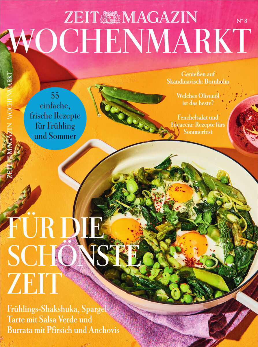 Titelblatt des ZEITmagazins Wochenmarkt 8/25 mit dem Titel 'Für die schönste Zeit'. Zu sehen sind frische Frühlingszutaten wie Spargel, Bohnen und Erbsen in einem Topf neben einem Salat. Text mit Rezeptempfehlungen für Frühling und Sommer.
