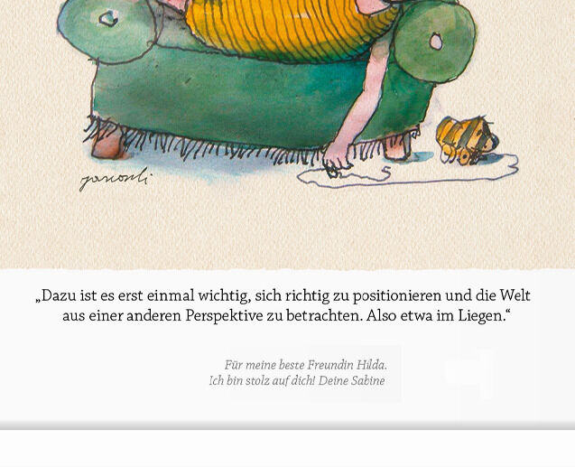 Ein Janosch-Buch mit einer illustrierten Figur, die auf einem grünen Sofa liegt. Die Szene ist in einem kindlichen und farbenfrohen Stil gezeichnet.